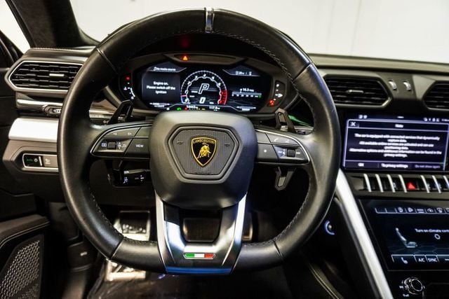 2022 Lamborghini Urus AWD - 23008305 - 12