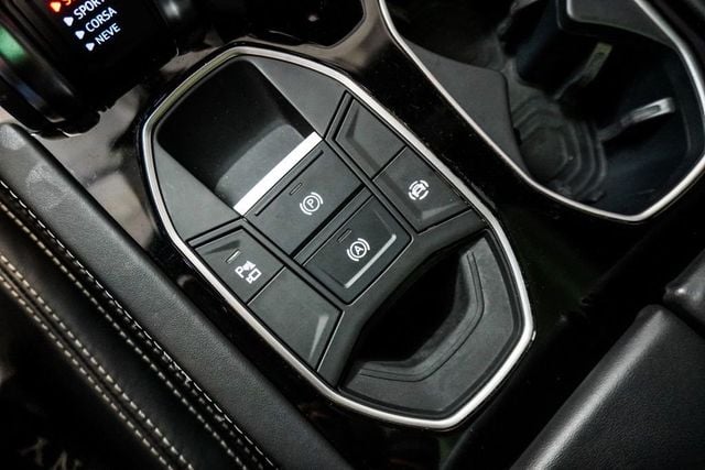 2022 Lamborghini Urus AWD - 23008305 - 27