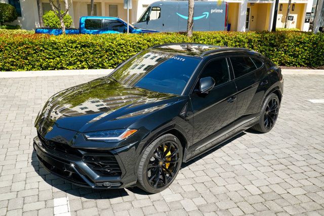2022 Lamborghini Urus AWD - 22919705 - 10