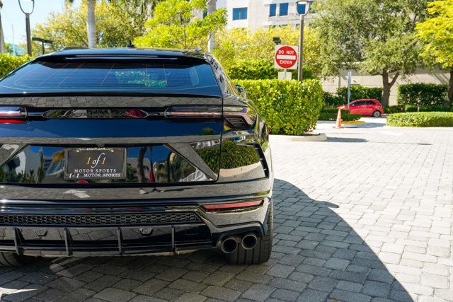2022 Lamborghini Urus AWD - 22919705 - 25