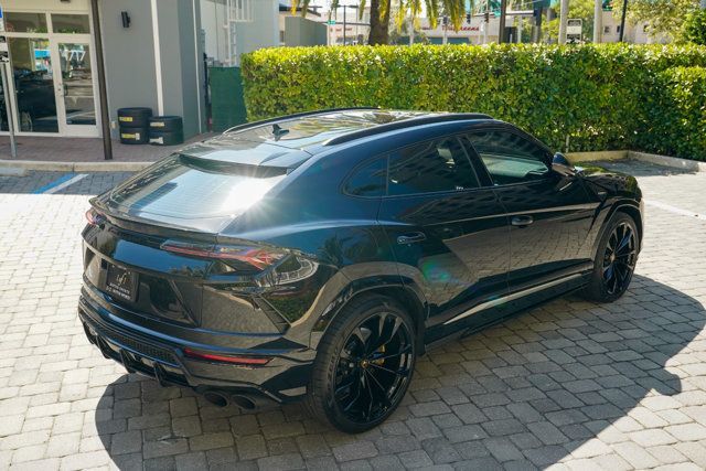 2022 Lamborghini Urus AWD - 22919705 - 27