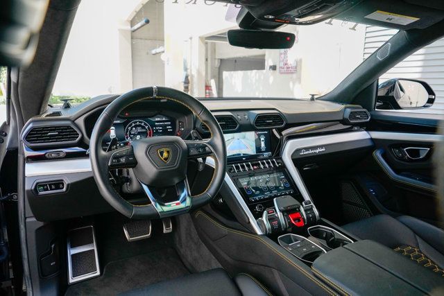 2022 Lamborghini Urus AWD - 22919705 - 48