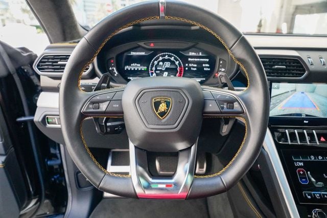 2022 Lamborghini Urus AWD - 22919705 - 54