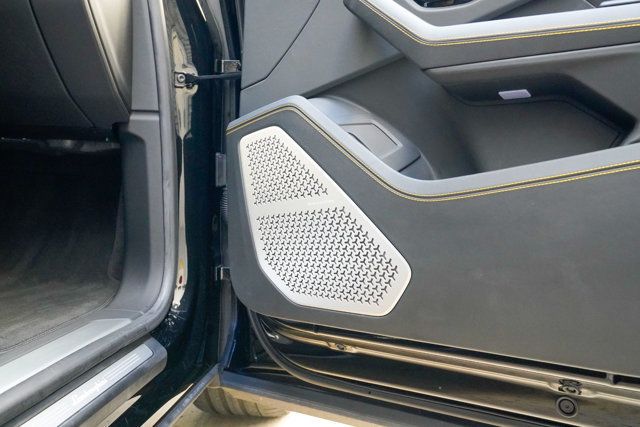 2022 Lamborghini Urus AWD - 22919705 - 75