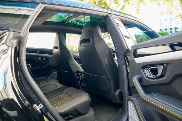 2022 Lamborghini Urus AWD - 22919705 - 83