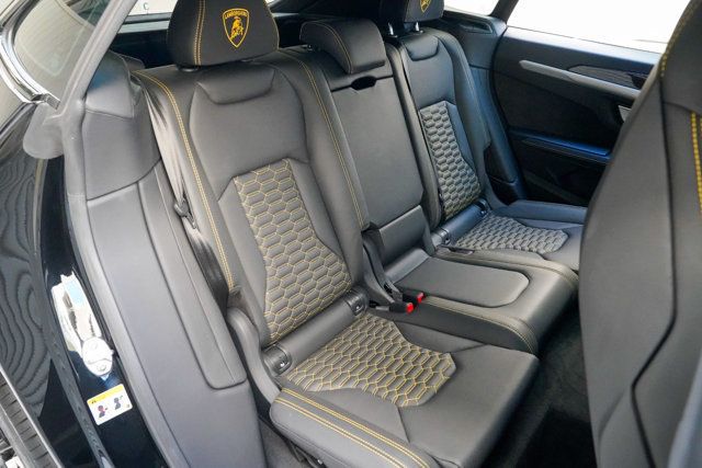 2022 Lamborghini Urus AWD - 22919705 - 86