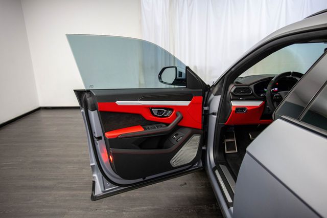 2022 Lamborghini Urus AWD - 23005705 - 15