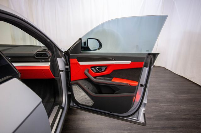 2022 Lamborghini Urus AWD - 23005705 - 16