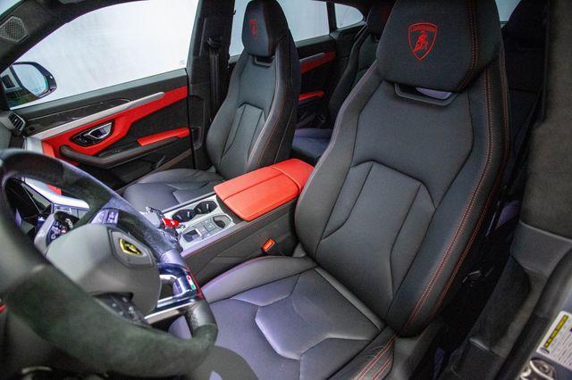 2022 Lamborghini Urus AWD - 23005705 - 18