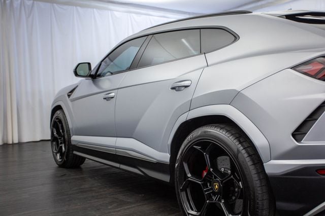 2022 Lamborghini Urus AWD - 23005705 - 31