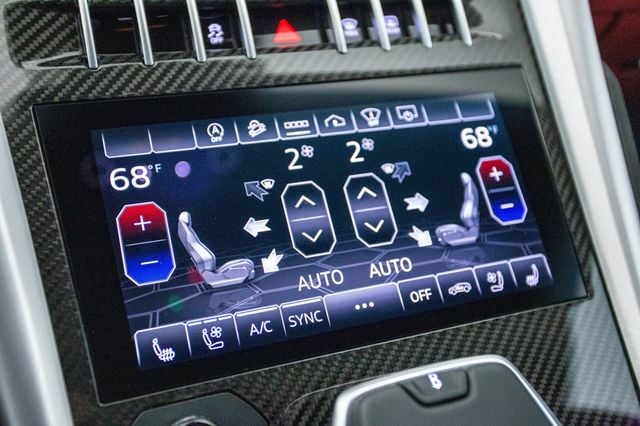 2022 Lamborghini Urus AWD - 23005705 - 54