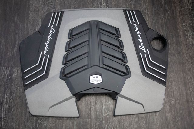 2022 Lamborghini Urus AWD - 23005705 - 62