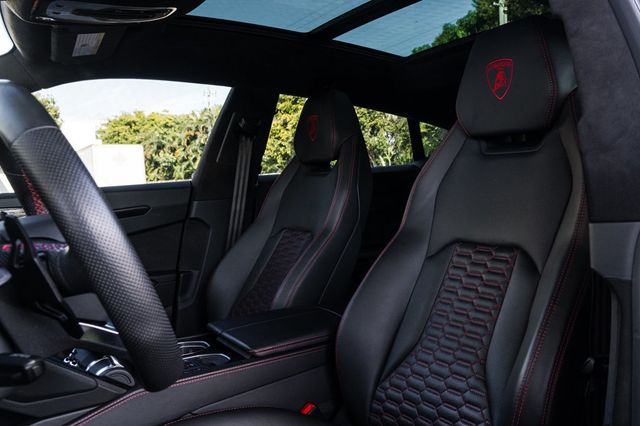 2022 Lamborghini Urus AWD - 22967682 - 12