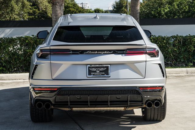 2022 Lamborghini Urus AWD - 22967682 - 5