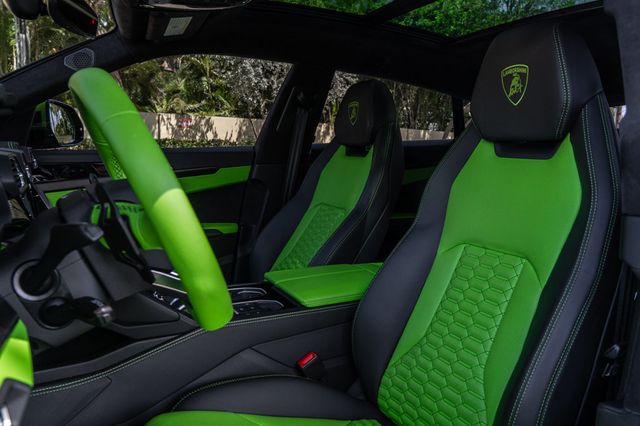 2022 Lamborghini Urus AWD - 23019734 - 13