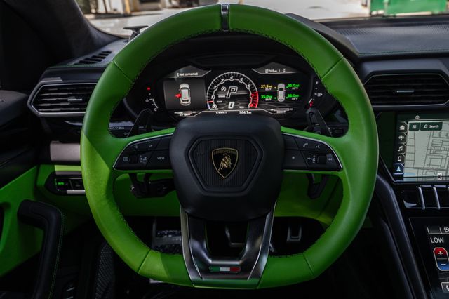 2022 Lamborghini Urus AWD - 23019734 - 16