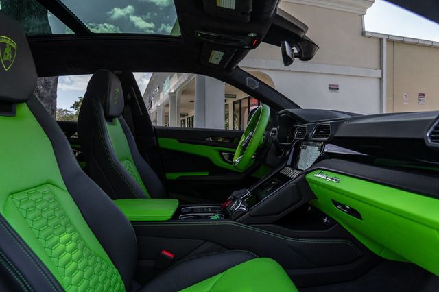 2022 Lamborghini Urus AWD - 23019734 - 29