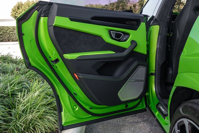 2022 Lamborghini Urus AWD - 23019734 - 35