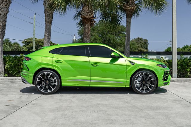 2022 Lamborghini Urus AWD - 23019734 - 8