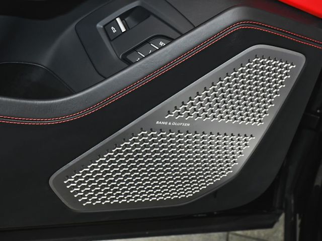 2022 Lamborghini Urus Base - 23013343 - 10