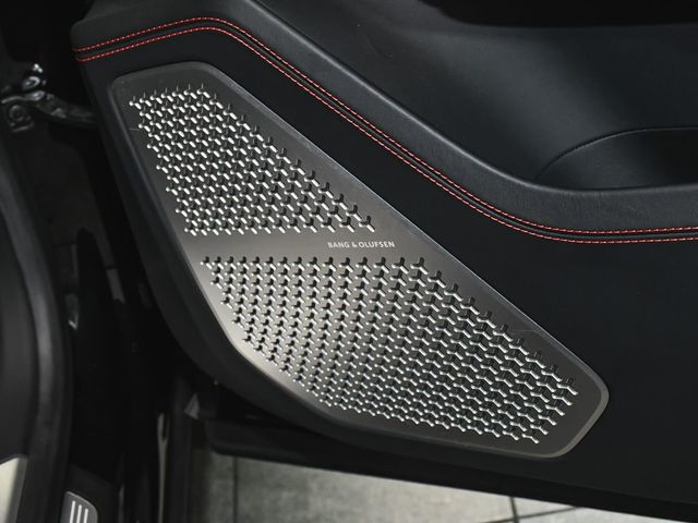 2022 Lamborghini Urus Base - 23013343 - 15