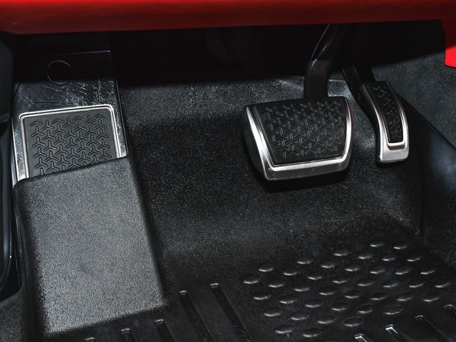 2022 Lamborghini Urus Base - 23013343 - 24