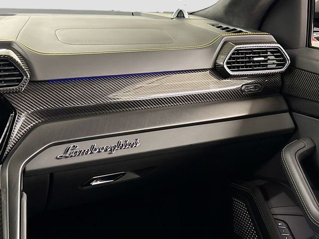 2022 Lamborghini Urus Base - 22963724 - 24