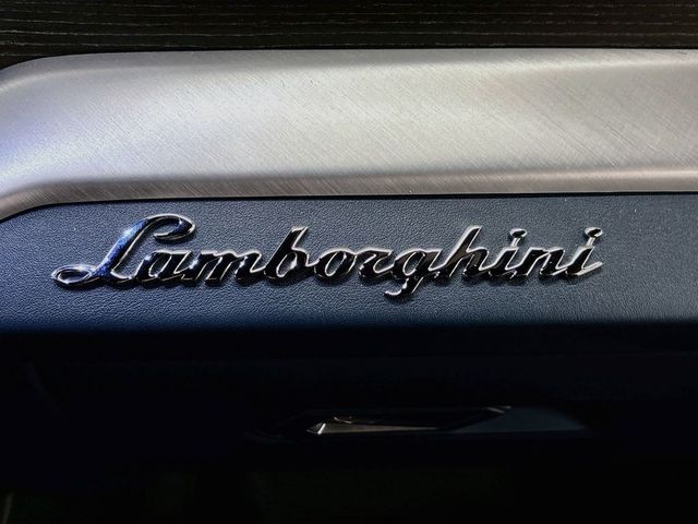 2022 Lamborghini Urus Base - 23079439 - 18