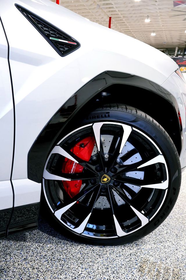 2022 Lamborghini URUS AWD GRIGIO NIMBUS...3,995 Miles...Striking Spec!! - 23024746 - 18