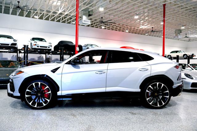 2022 Lamborghini URUS AWD GRIGIO NIMBUS...3,995 Miles...Striking Spec!! - 23024746 - 1