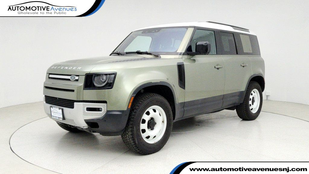 2022 Land Rover Defender 110 AWD with Air Suspension Pack and White Contrast Roof - 22942001 | Video 1