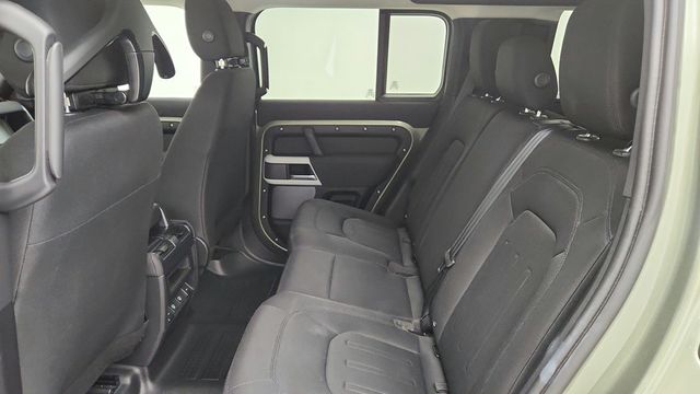 2022 Land Rover Defender 110 AWD with Air Suspension Pack and White Contrast Roof - 22942001 - 20