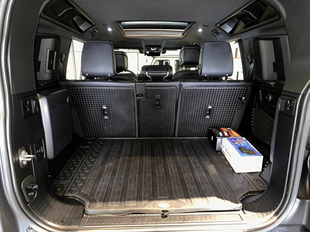 2022 Land Rover Defender 110/D-Dynamic HSE/LightBar/AirSuspension/BlackRoof/3rdRow - 23028200 - 27