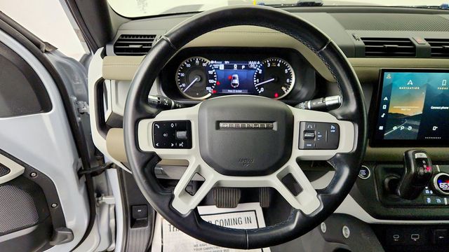 2022 Land Rover Defender 110 S AWD w/ Family Pack - 23087142 - 11