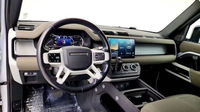 2022 Land Rover Defender 110 S AWD w/ Family Pack - 23087142 - 21