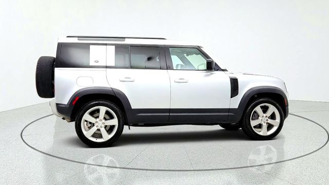 2022 Land Rover Defender 110 S AWD w/ Family Pack - 23087142 - 3