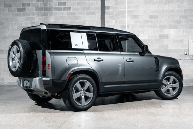 2022 Land Rover Defender 110 SE AWD - 22928671 - 2