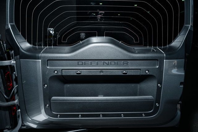 2022 Land Rover Defender 110 SE AWD - 22928671 - 29