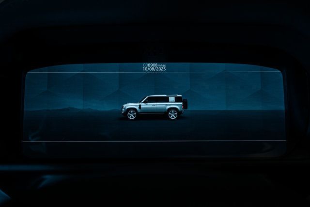 2022 Land Rover Defender 110 SE AWD - 22928671 - 53