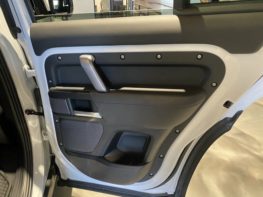 2022 Land Rover Defender 110/V8/AWD/18WayHtd&CldSeats/AdapCruise/360Cam/PanoRoof/NAV - 23048978 - 27