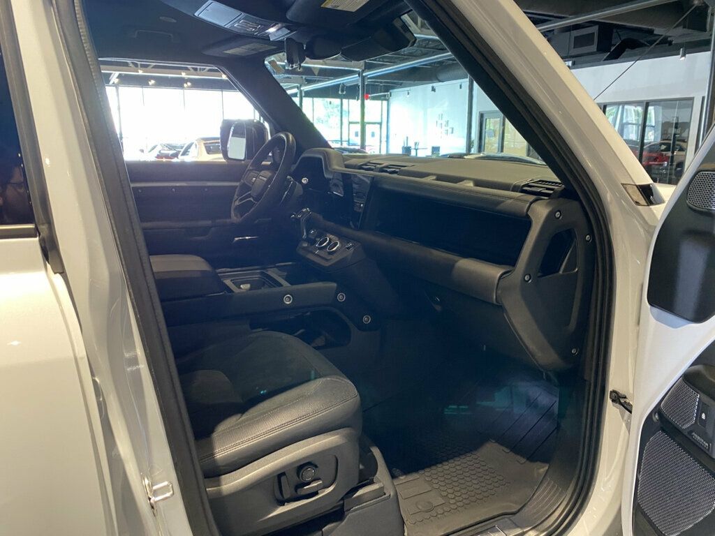 2022 Land Rover Defender 110/V8/AWD/18WayHtd&CldSeats/AdapCruise/360Cam/PanoRoof/NAV - 23048978 - 31