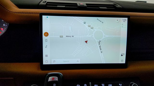 2022 Land Rover Defender 110 X AWD w/ Family Comfort, Extended Black Ext. & Towing Packs - 23009188 - 19