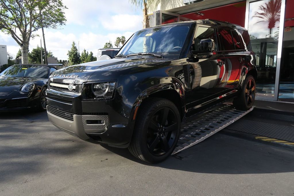 2022 Land Rover Defender 110 X-Dynamic HSE AWD - 22222818 - 47