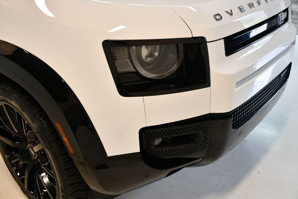2022 Land Rover Defender 110 X-Dynamic HSE photo 11