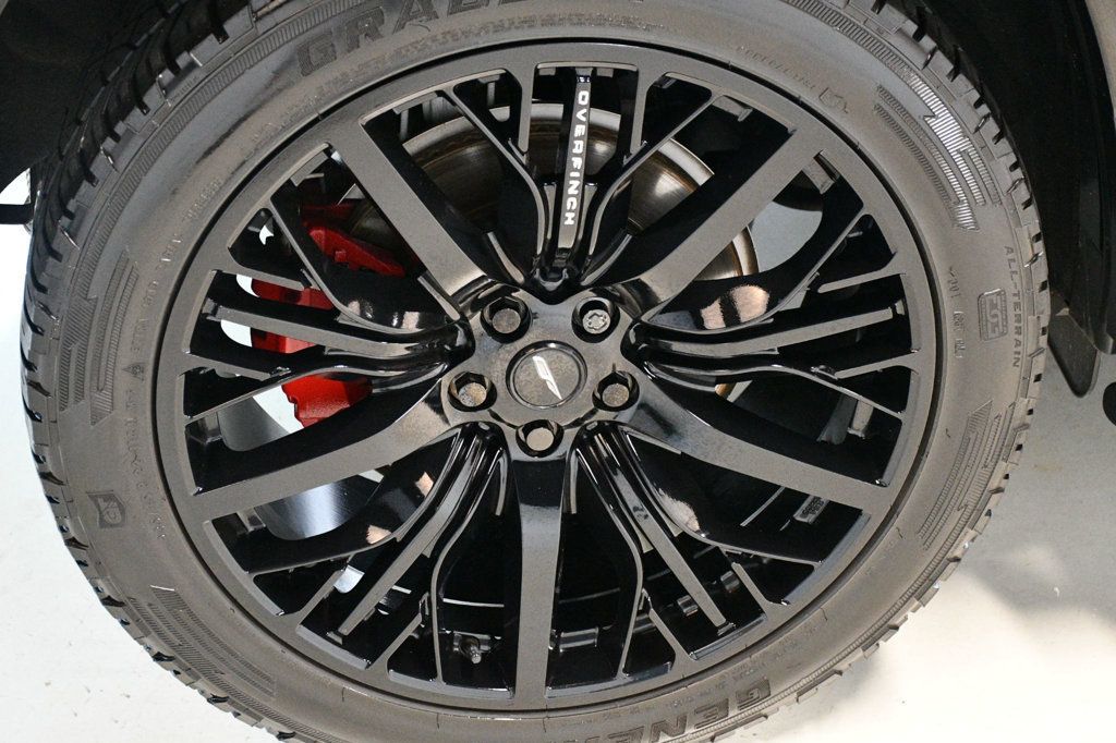2022 Land Rover Defender 110 X-Dynamic HSE photo 18