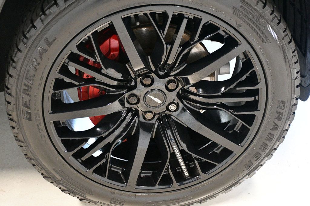 2022 Land Rover Defender 110 X-Dynamic HSE photo 19