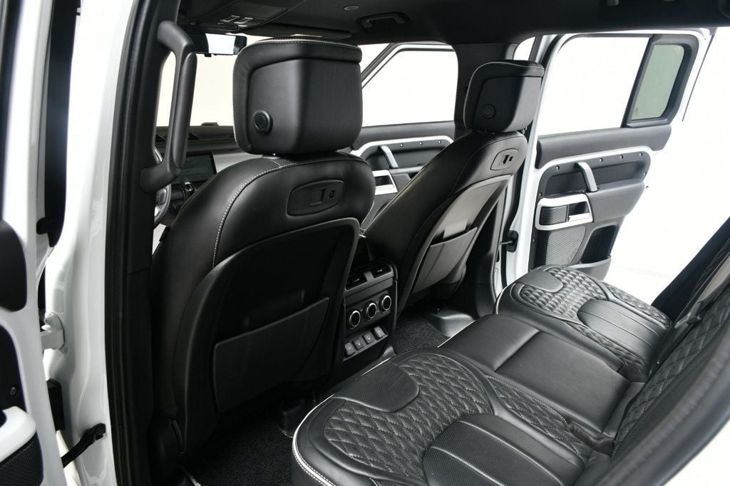 2022 Land Rover Defender 110 X-Dynamic HSE photo 27