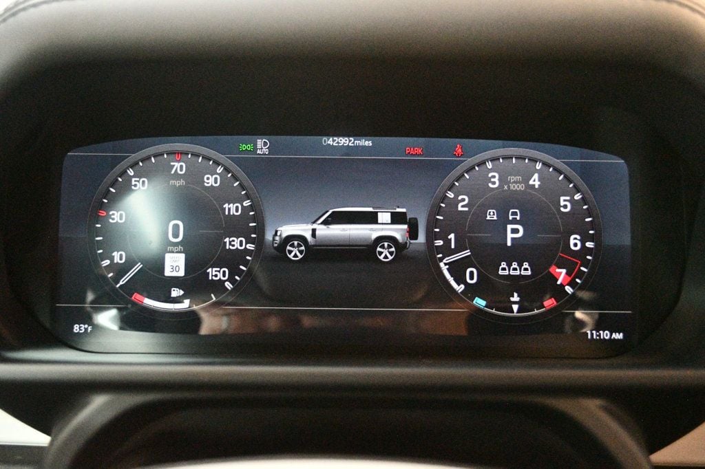 2022 Land Rover Defender 110 X-Dynamic HSE photo 37