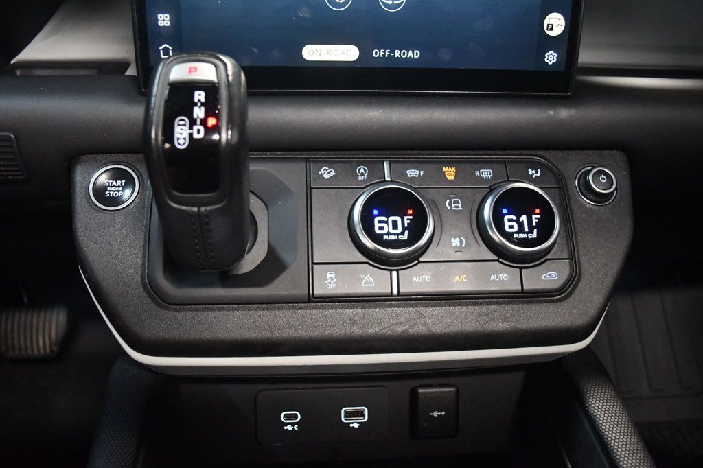 Land Rover Defender photo 64
