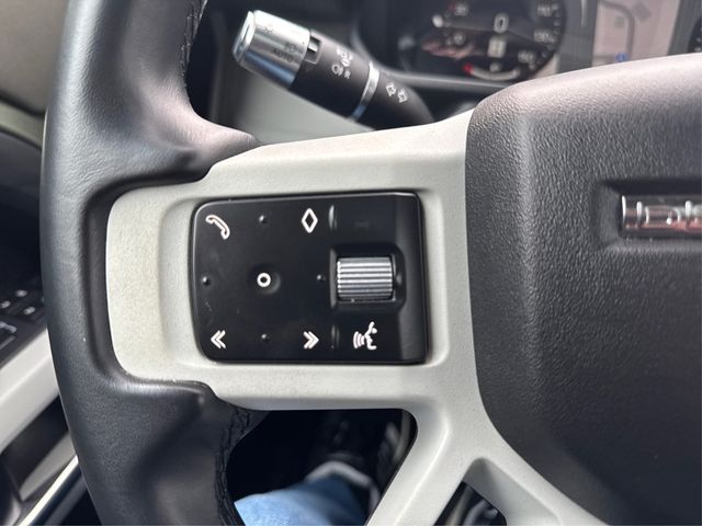 2022 Land Rover Defender 110 X-Dynamic SE AWD - 22972248 - 29